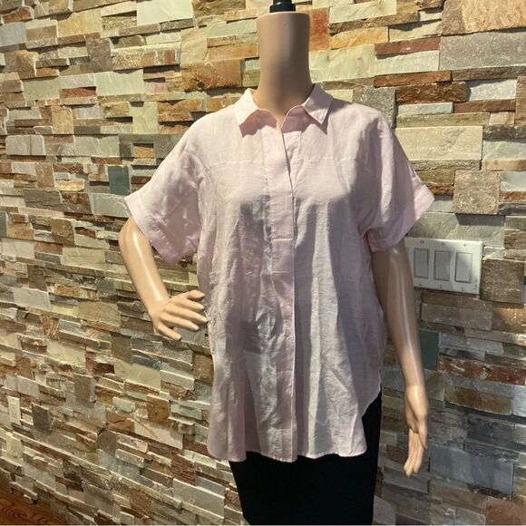 Light Pink Short Sleeve Blouse - Picture 1 of 10